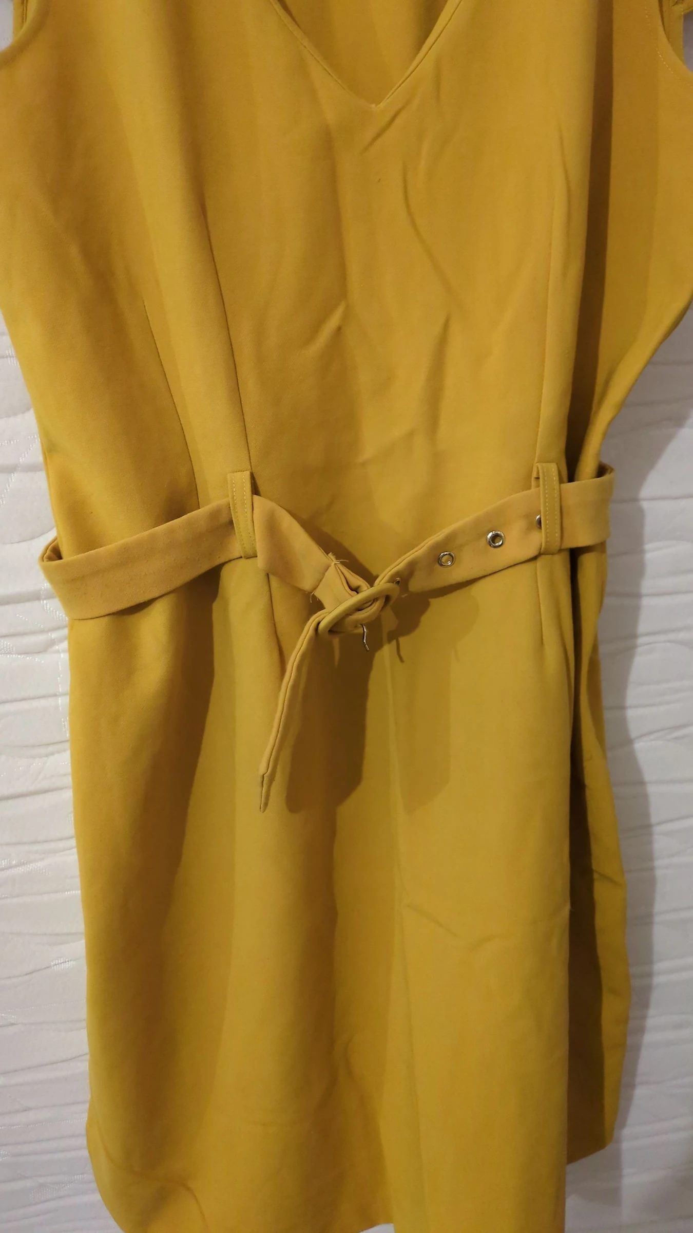 Vestido acinturado feminino vintage amarelo Naf Naf tamanho 42 – photo 3